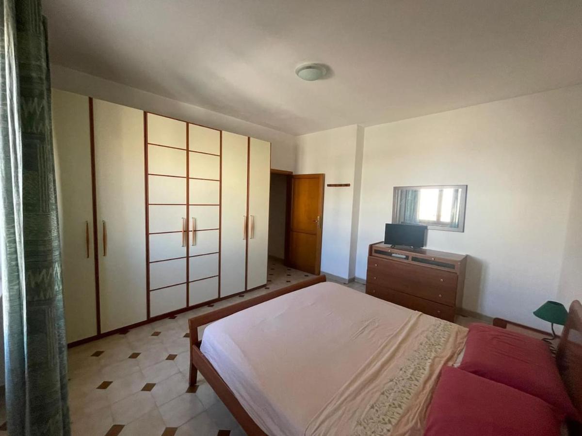 Casa Vacanze Luca Альгеро Экстерьер фото